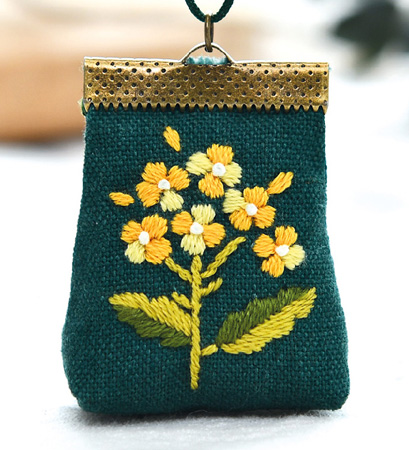 513505B 芳香袭人（大） 3.5x1.5x4.2cm ?15