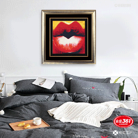31585-KISS-ME-52X52CM ￥61